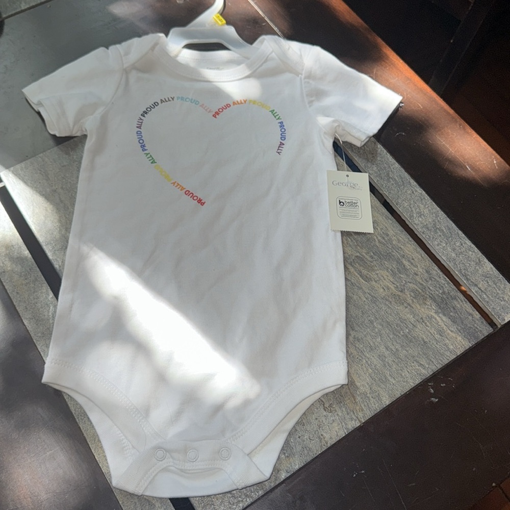 New PRIDE White Baby Onesie with Rainbow Heart 18-24 months
